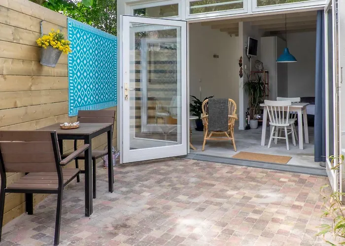 South With Garden And Free Parking Apartment Zandvoort